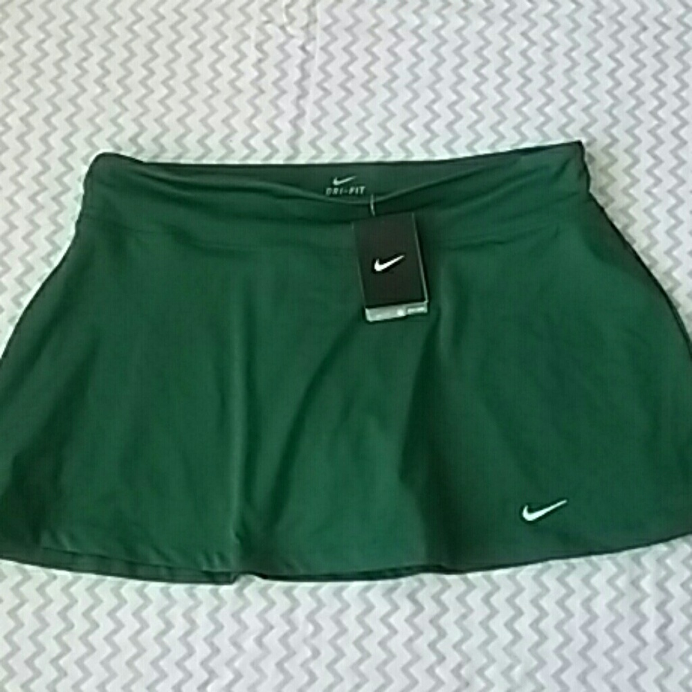 Nike tennis skirt